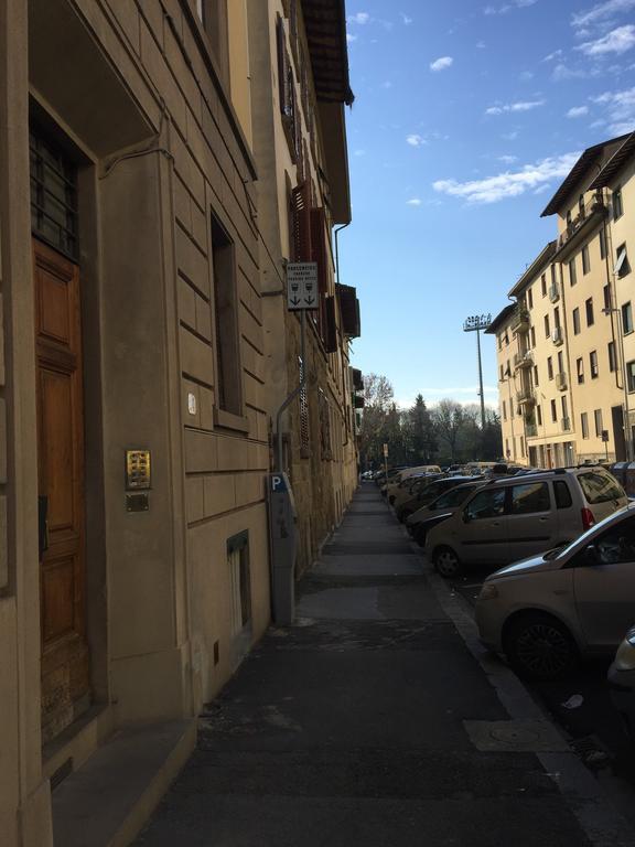 Sirtori 24 * Florencia